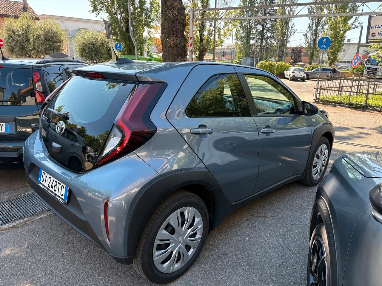 Toyota Aygo Aygox Active 1.0 bz 72cv S-CVT - 03/2025