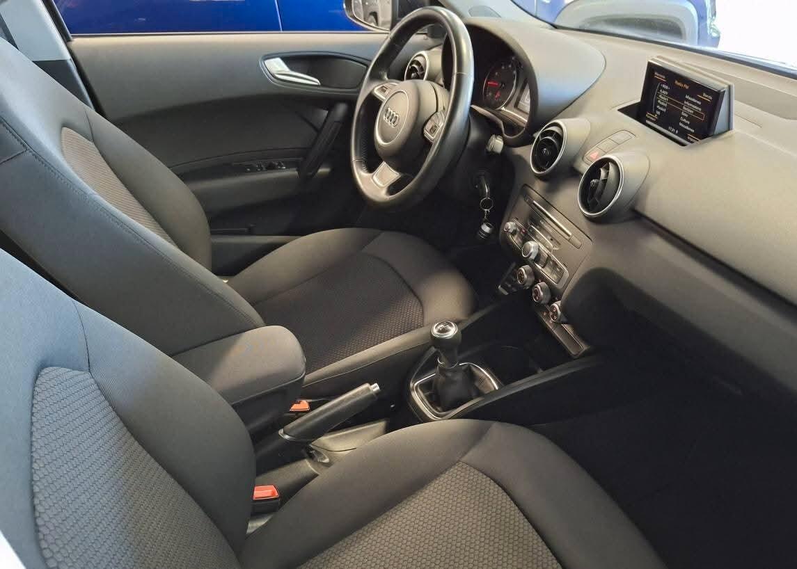 Audi A1 1.0 TFSI ultra S LINE 45.000km