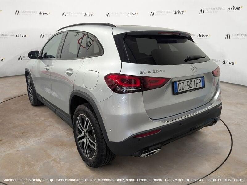Mercedes-Benz GLA 200 D SPORT PLUS AUTOMATIC