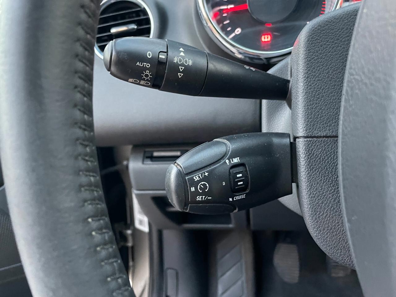 Peugeot 5008 1.6 VTi 120CV Tecno 7 POSTI PERFETTO!!