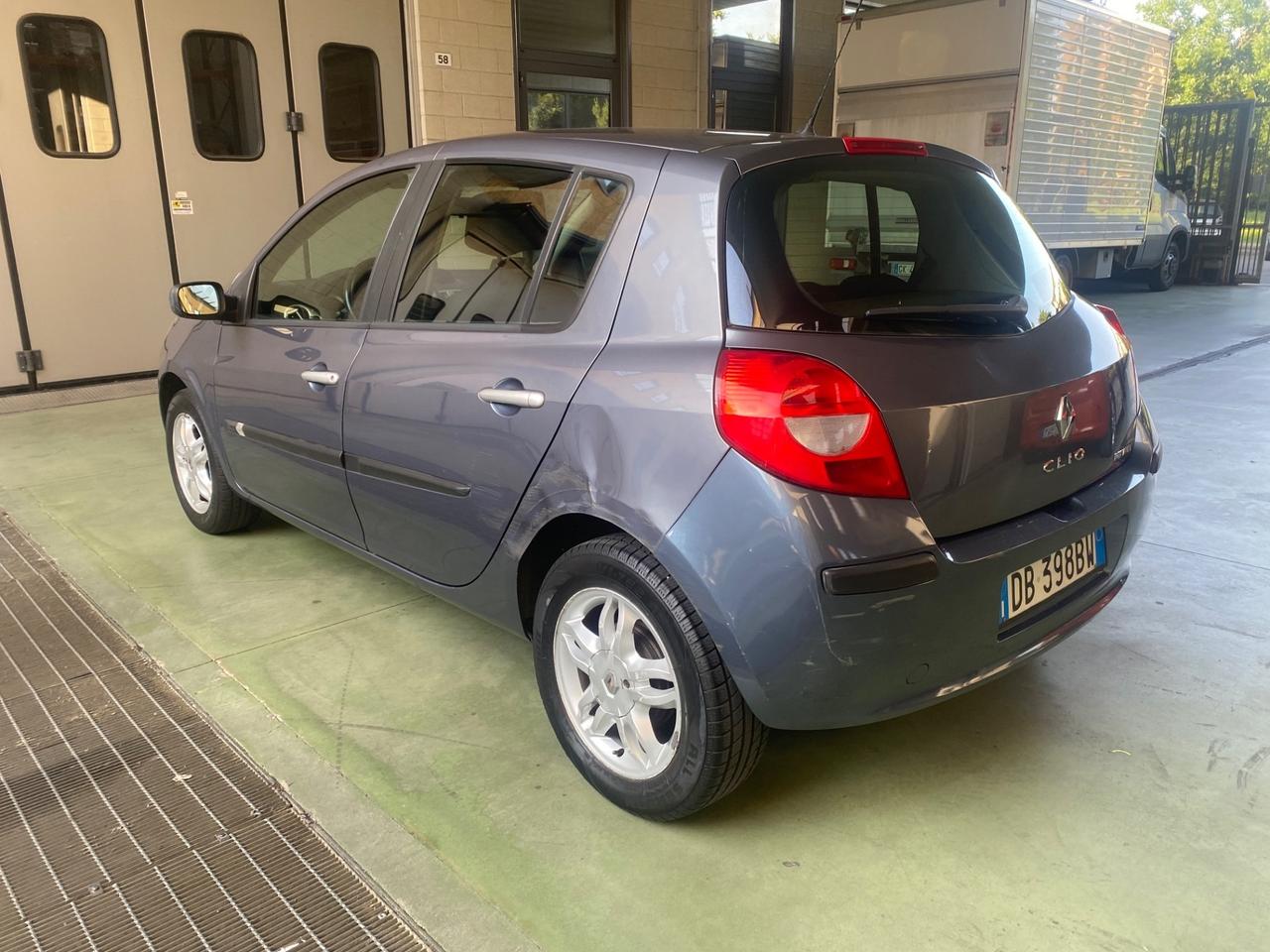 Renault Clio 1.5 dCi 70CV 5 porte Dynamique