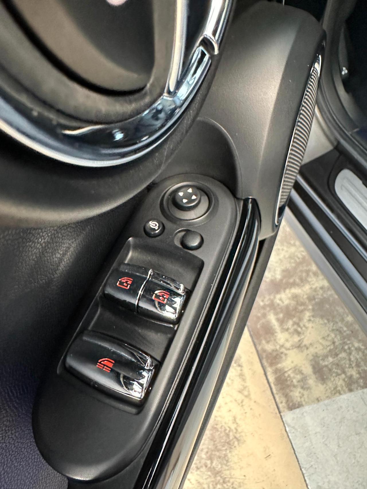 Mini Cabrio Cooper D Hype 1.5 Auto-LED-17"-Telecamera-Carplay-Pack Luci