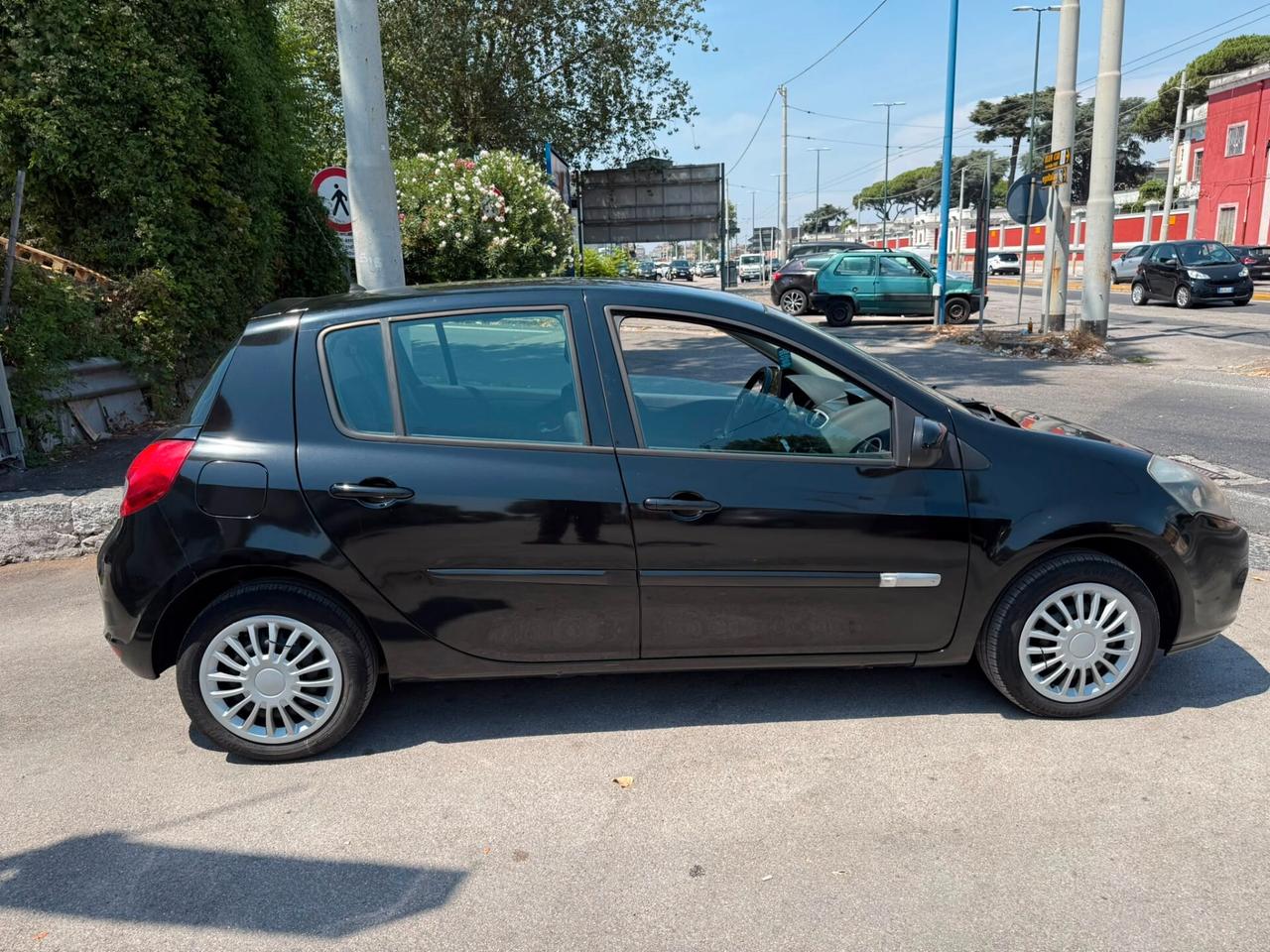 Renault Clio 1.2/gpl di serie 2012 auto impeccabile