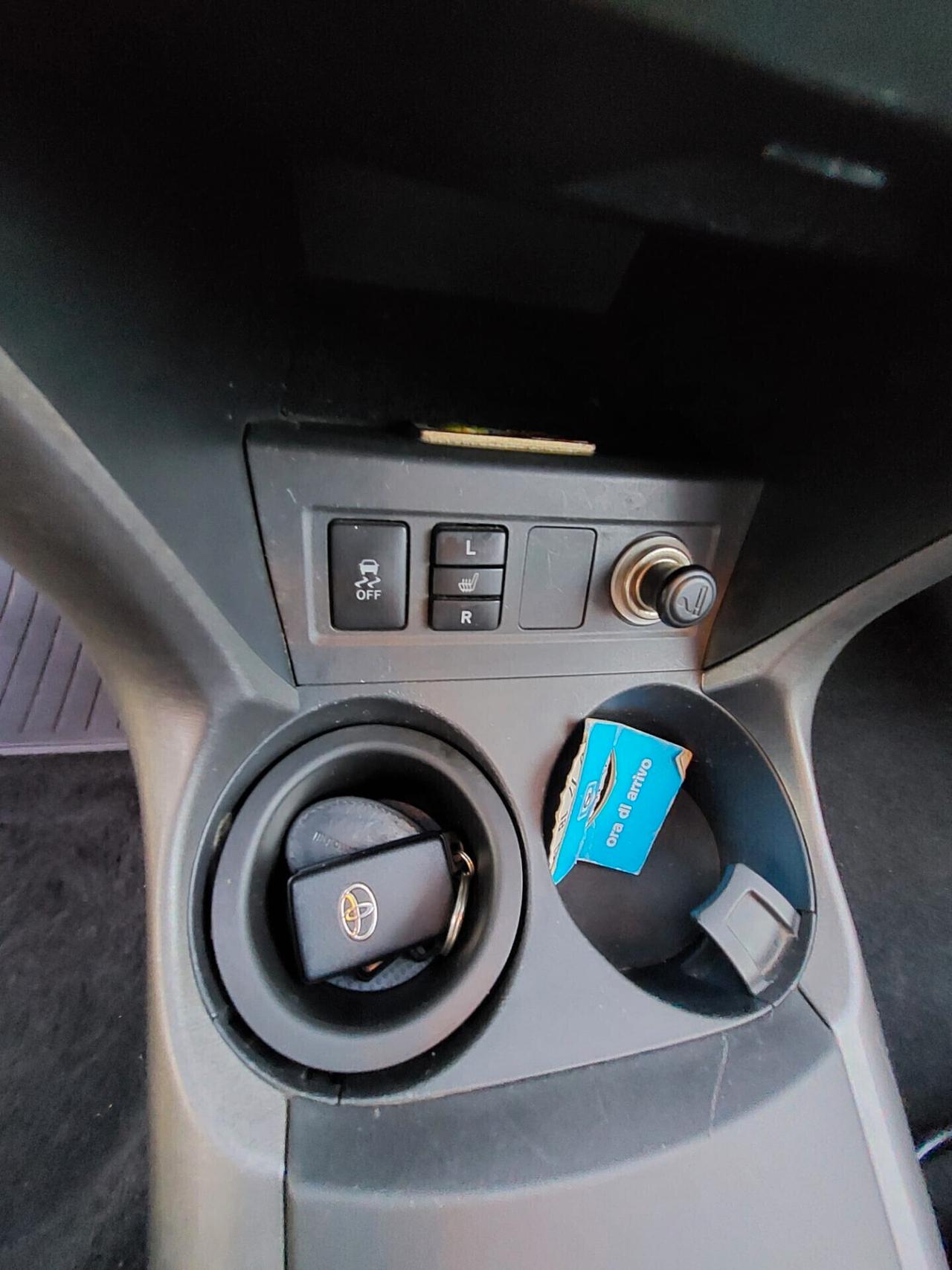 Toyota RAV 4 RAV4 Crossport 2.2 D-4D 150 CV Lounge