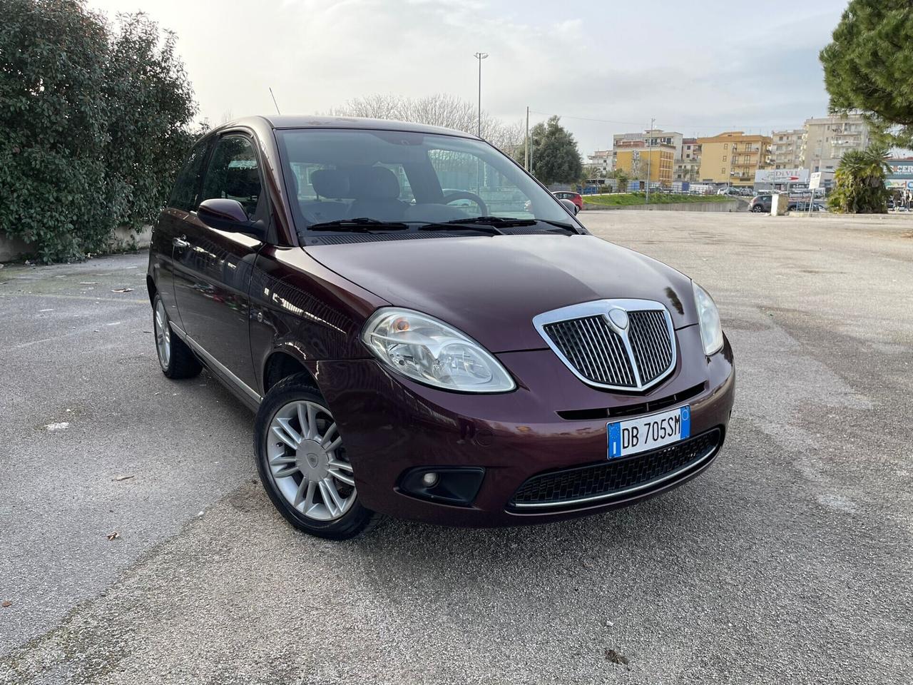 Lancia Ypsilon Restayling 1.3 MJT 75 CV Platino FullPerfett