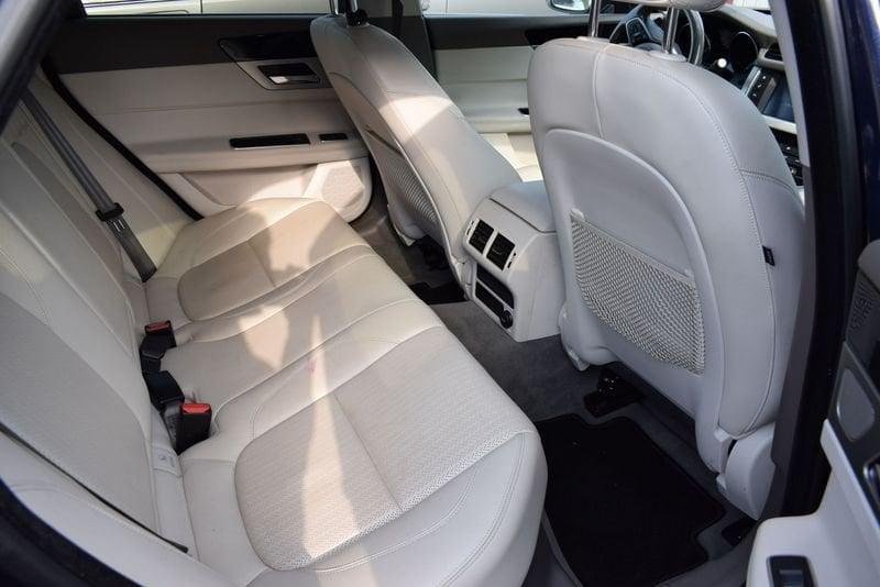Jaguar XF XF 2.0 D 180 CV AWD aut. Prestige Business MOTORE ROTTO