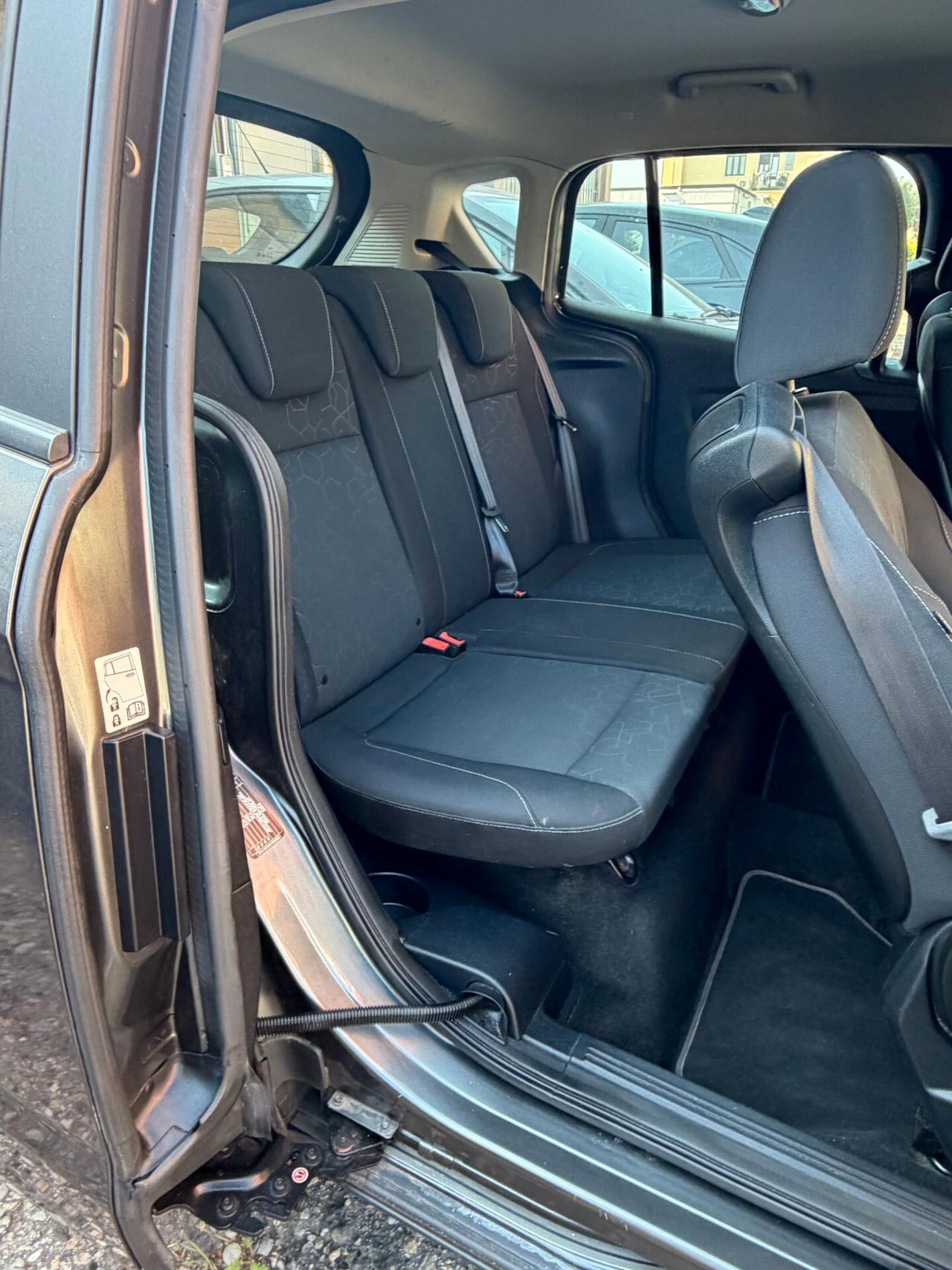 Ford B-Max 1.4 90 CV Business Titanium