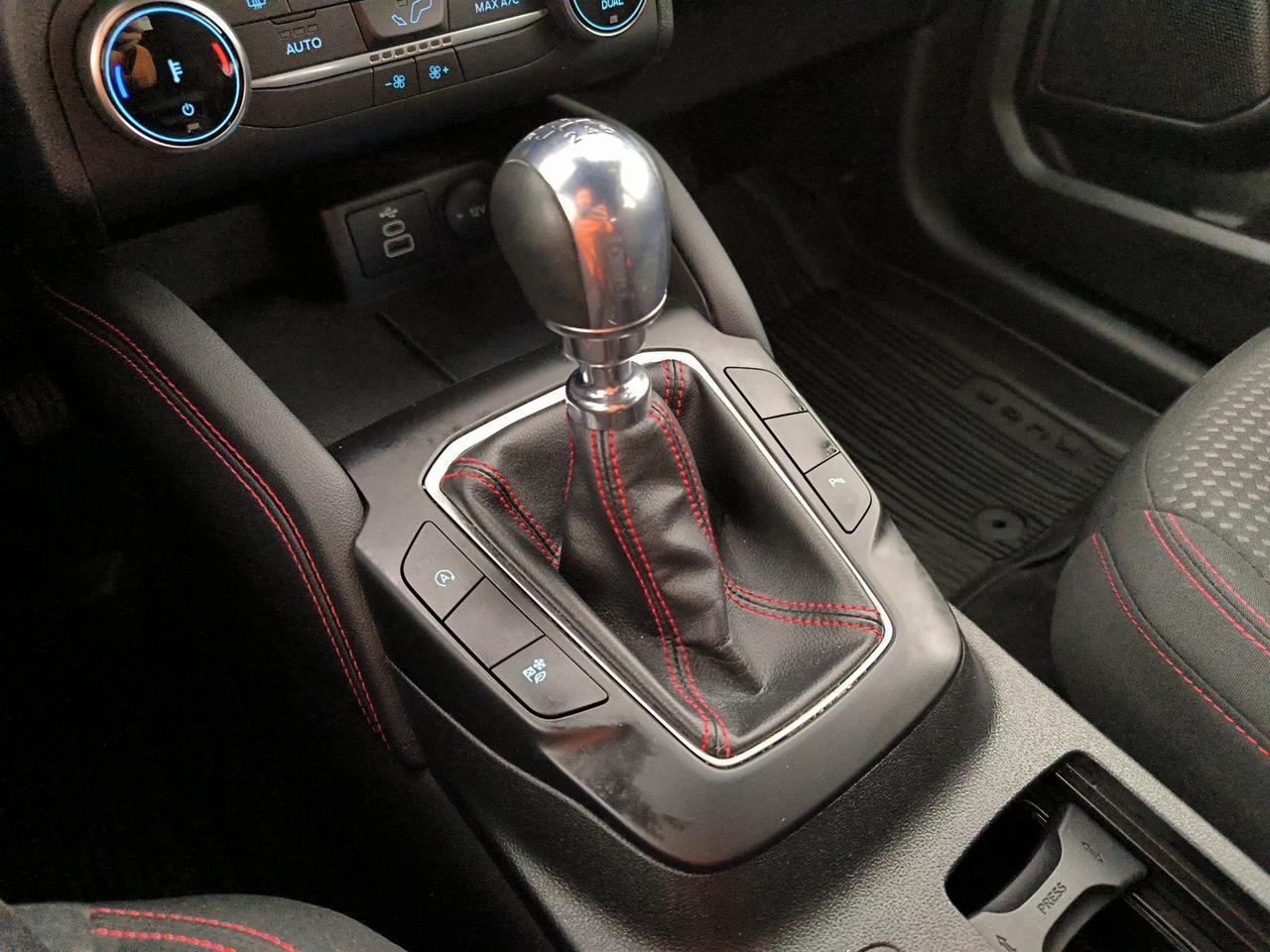 Ford Kuga 1.5 ecoboost st-line 2wd 150cv