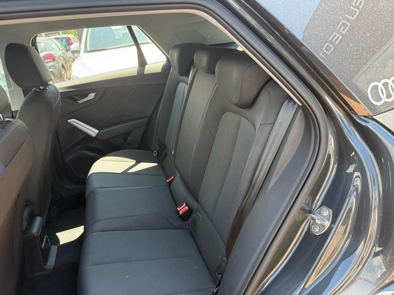 Audi Q2 35 TFSI Business Plus