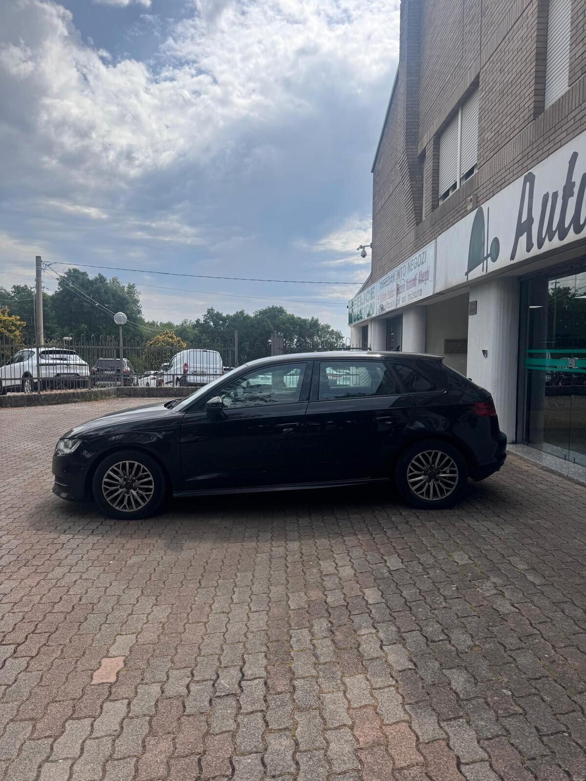 AUDI A3 1.6 TDI 110CV 2016