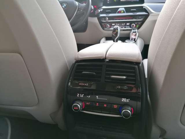 BMW 520 d Touring Luxury FULL-LED - DIGITAL KEY