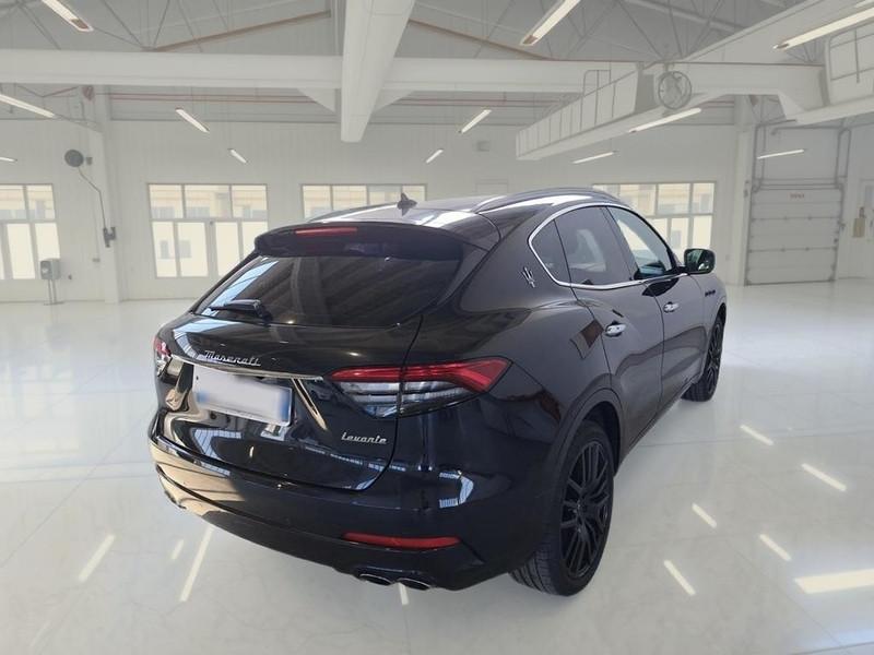 MASERATI LEVANTE 2.0 330 CV 48V MHEV EXECUTIVE Q4 AUTO SUV