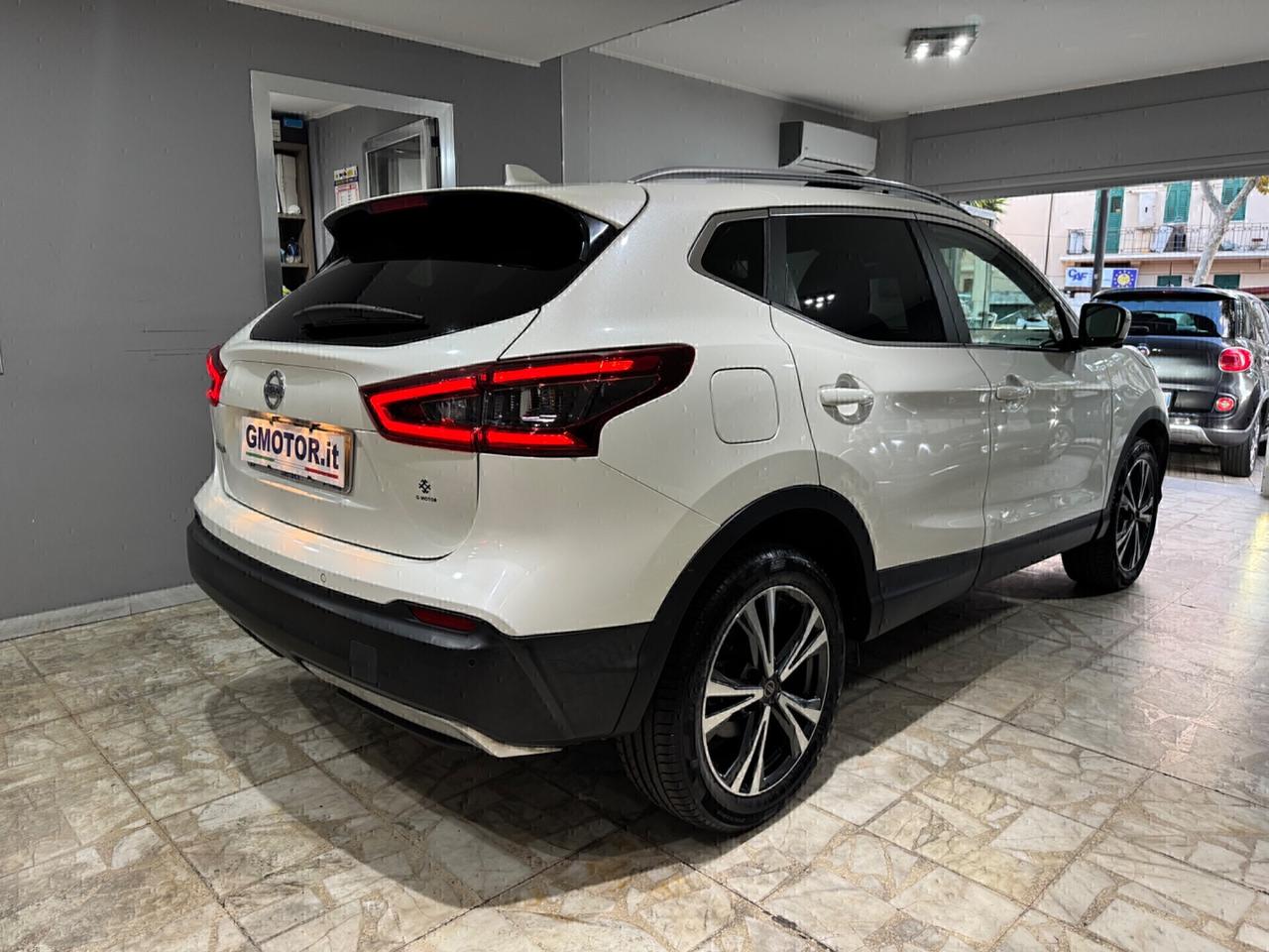 Nissan Qashqai 1.5 dCi N-Connecta Aziendale