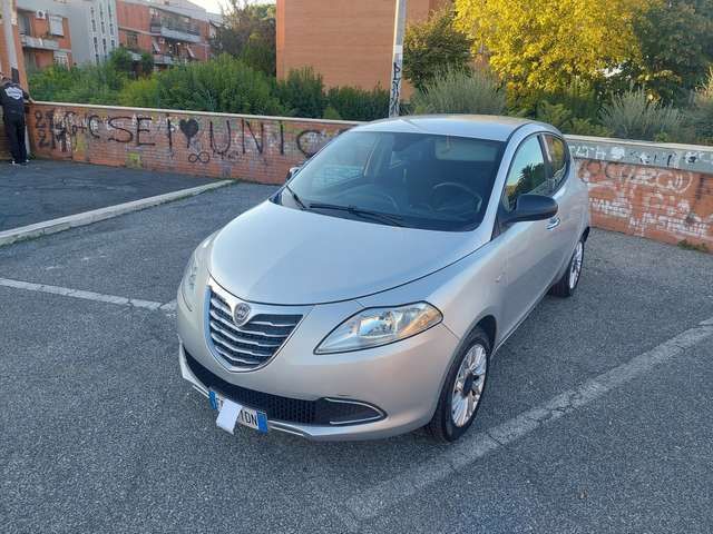 Lancia Ypsilon 1.2 Gold