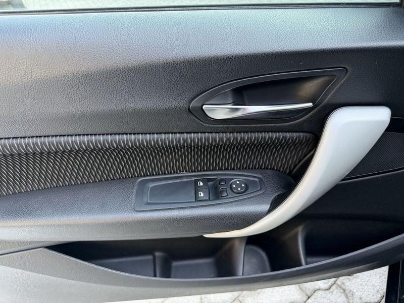 BMW Serie 1 114i 5p Urban NEOPATENTATI XENON+PDC+MONITOR