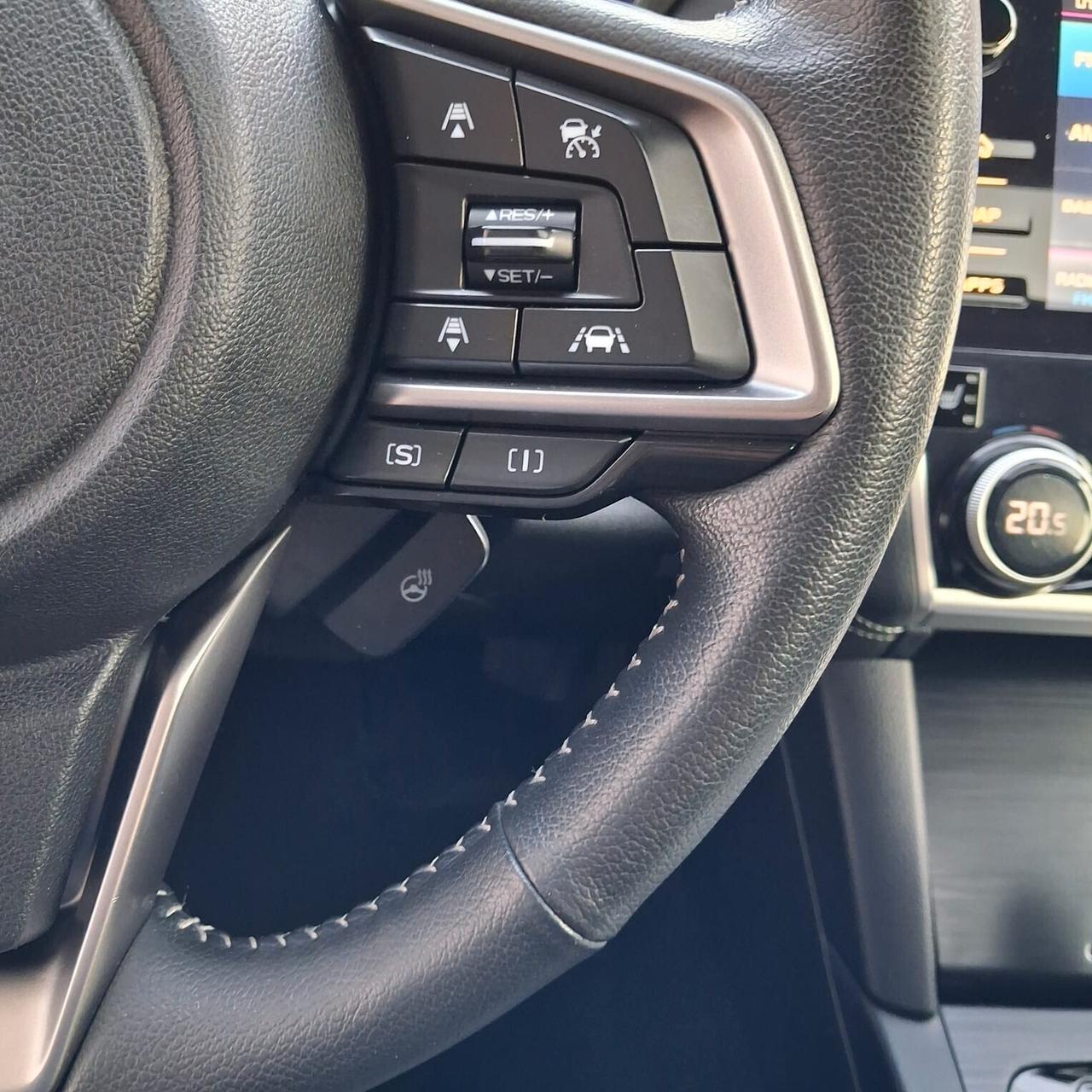 Subaru OUTBACK 2.5i Lineartronic Premium