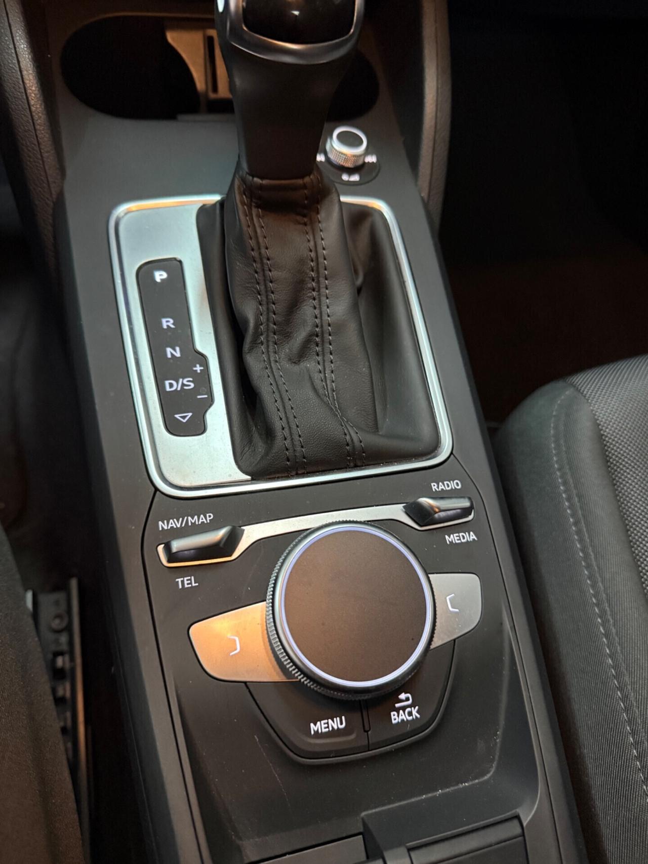 Audi Q2 30 TDI S tronic Identity Black 25000KM ITA