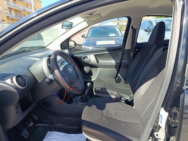 TOYOTA Aygo 1.0 12V VVT-i 5 porte Lounge Connect