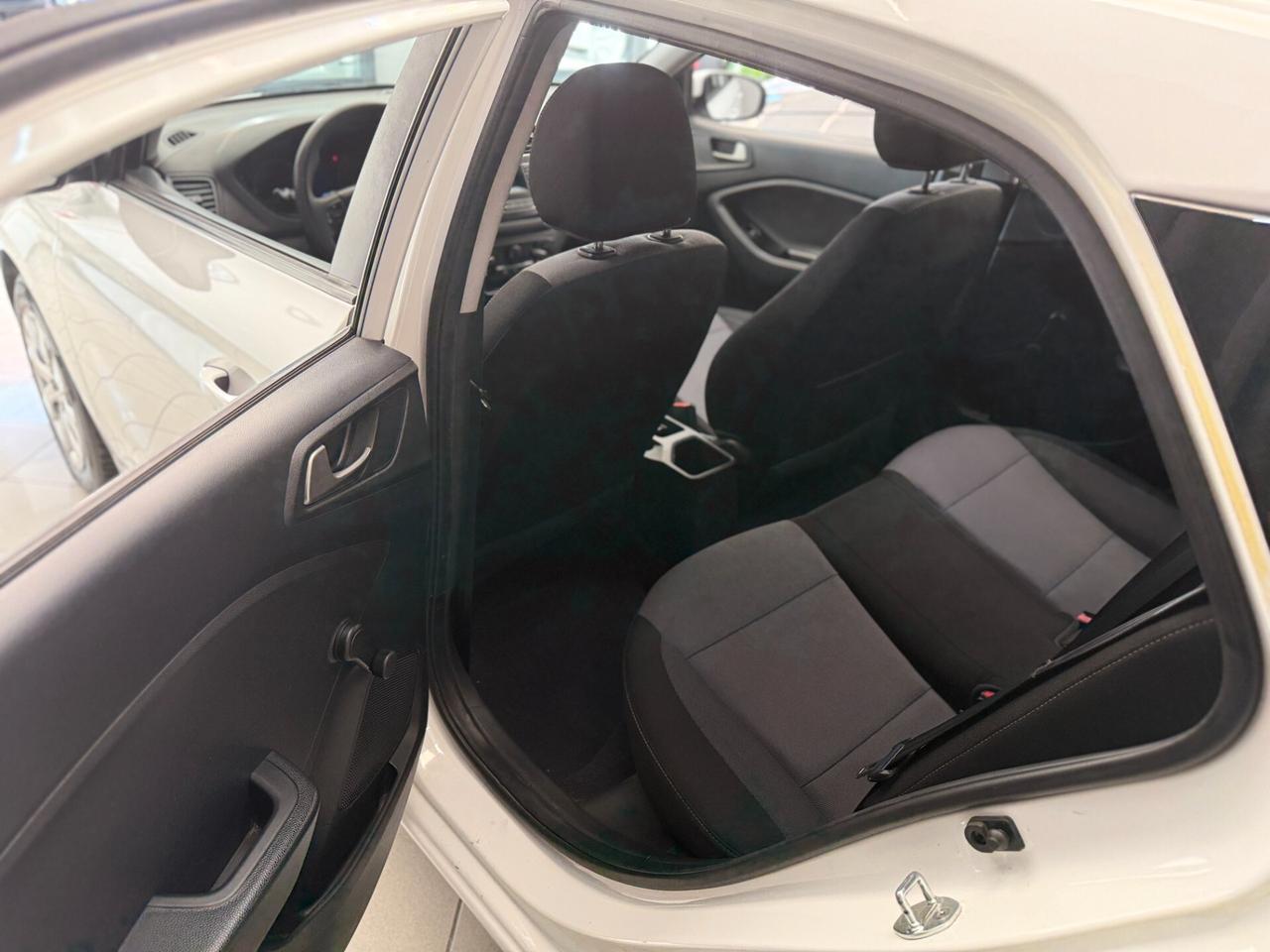 Hyundai i20 1.2 5 porte Econext Connectline