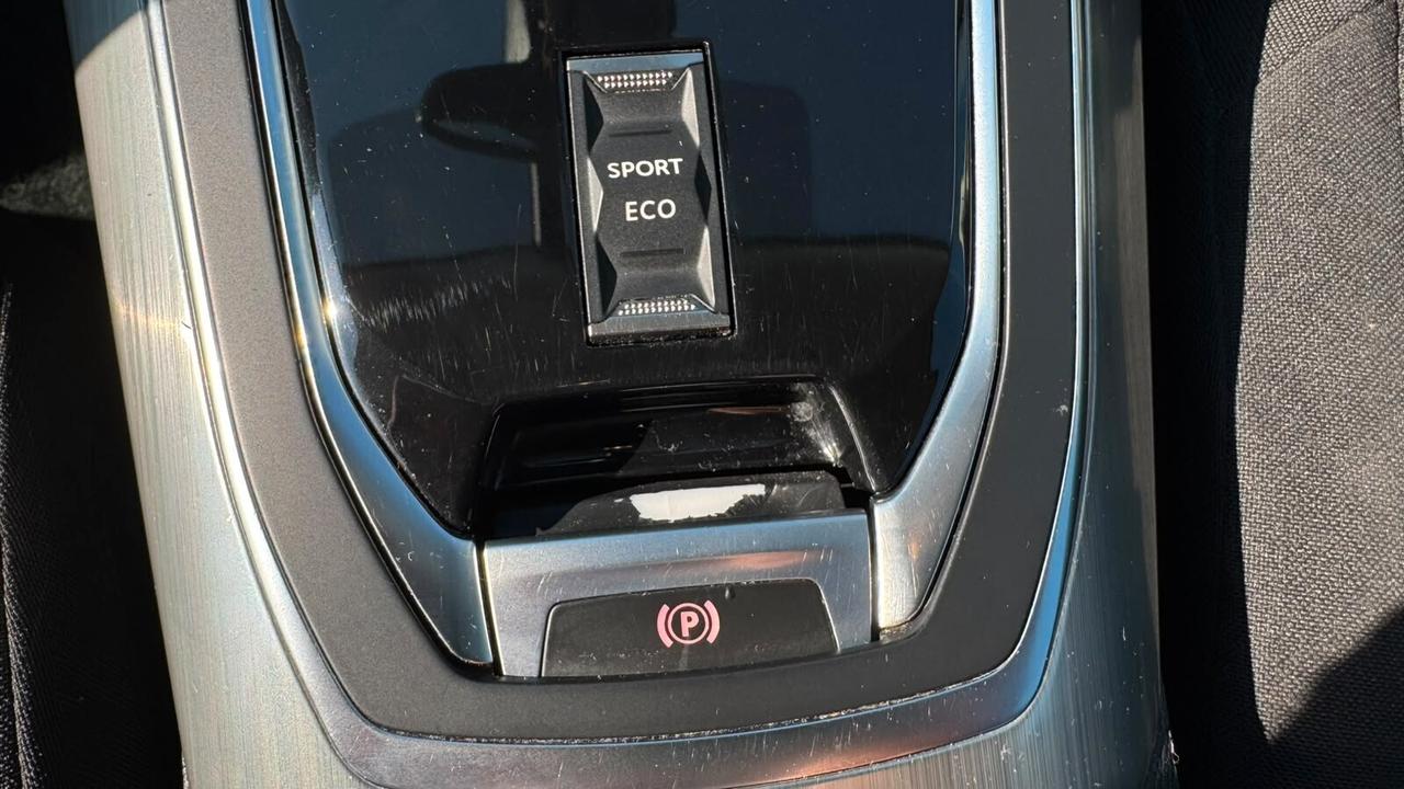 Peugeot 308 BlueHDi 130 S&S EAT8 GT Line