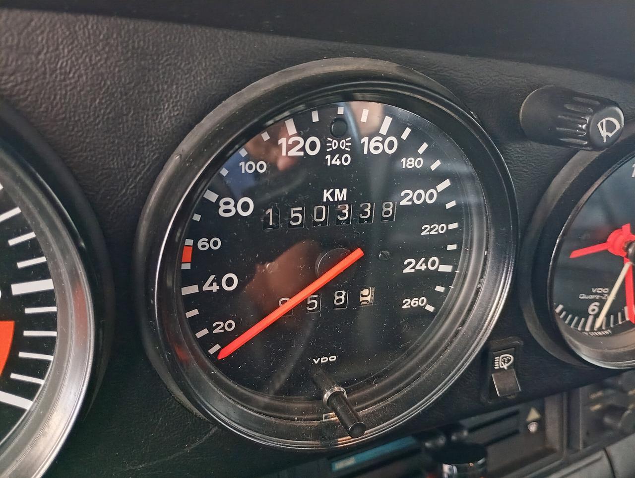 Porsche 911 CARRERA 3.2 CABRIO