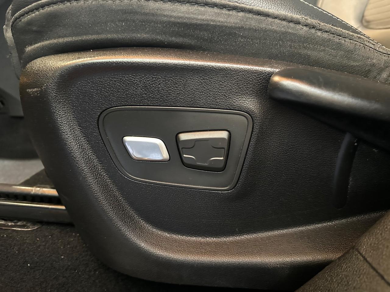 Renault Scenic dCi 130 CV Energy Bose - FULL - GARANZIA