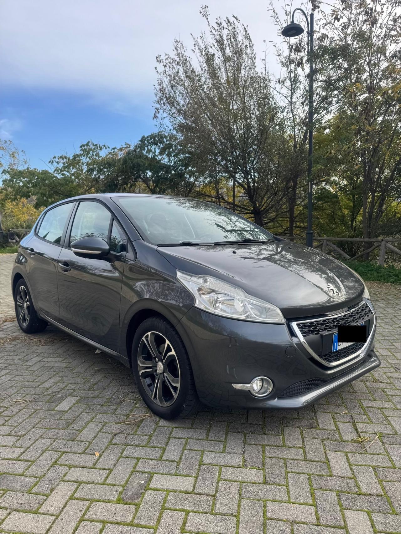 Peugeot 208 1.4 HDi 68Cv 2015