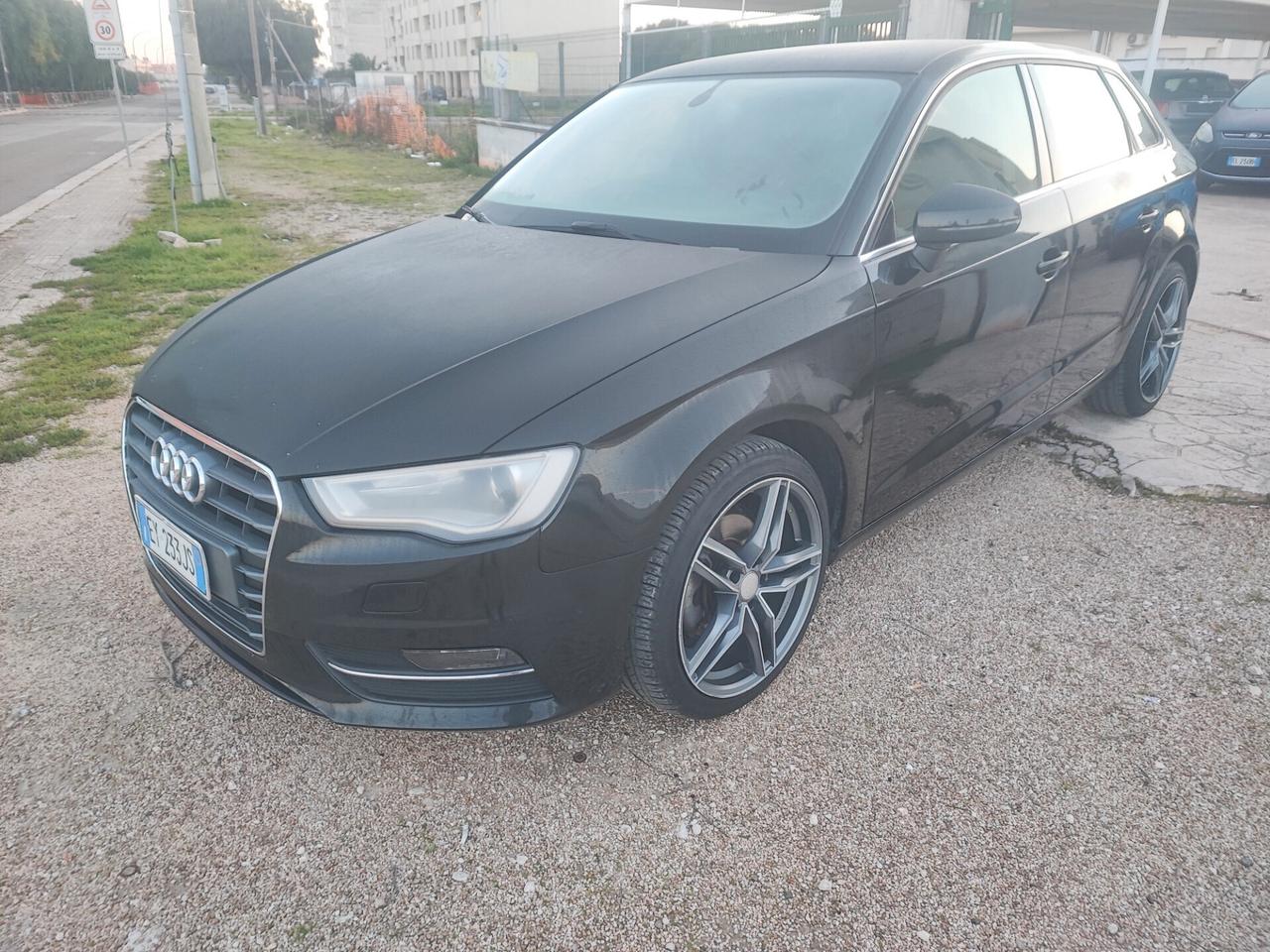 Audi A3 SPB 1.6 TDI clean diesel Ambition