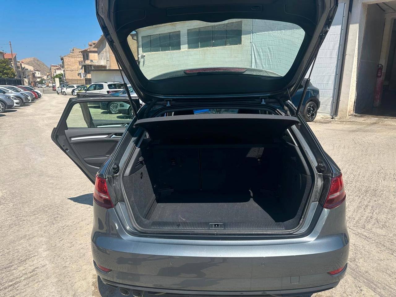 Audi A3 SPB 35 TDI S tronic Business
