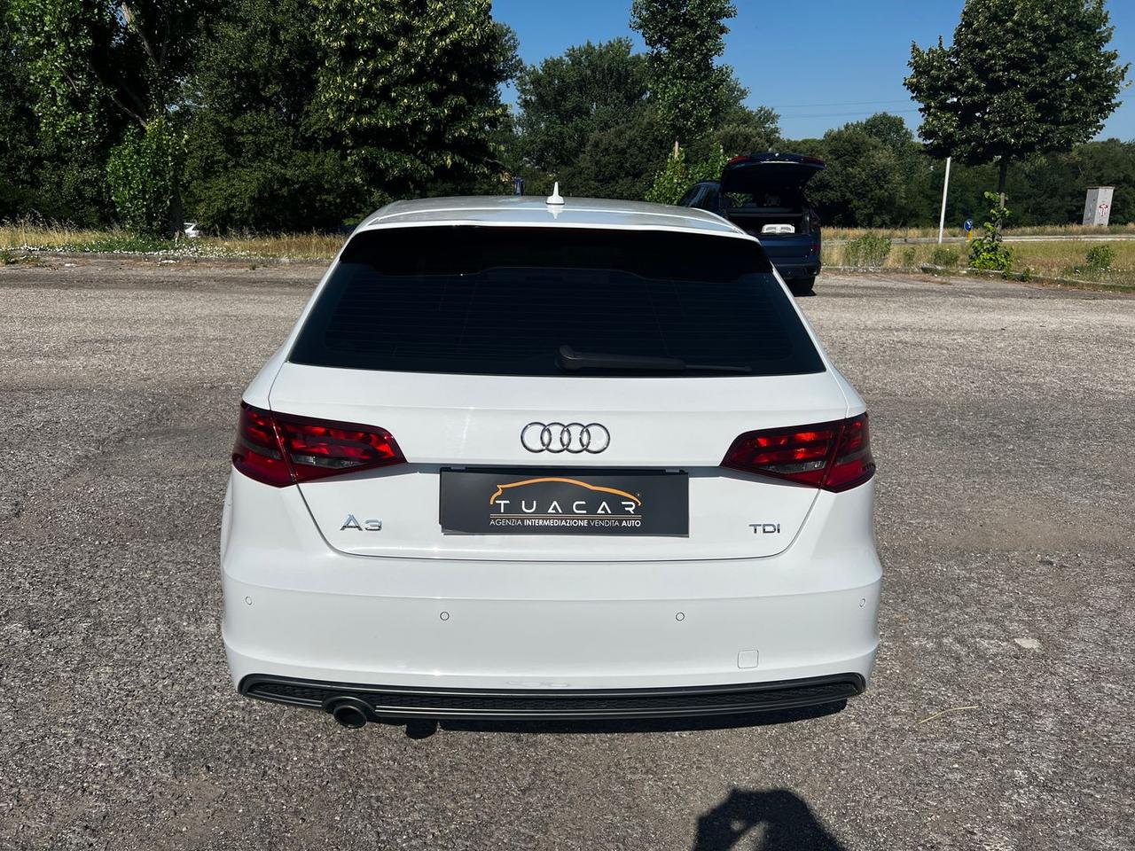 Audi A3 1.6 TDI Ambition #11389