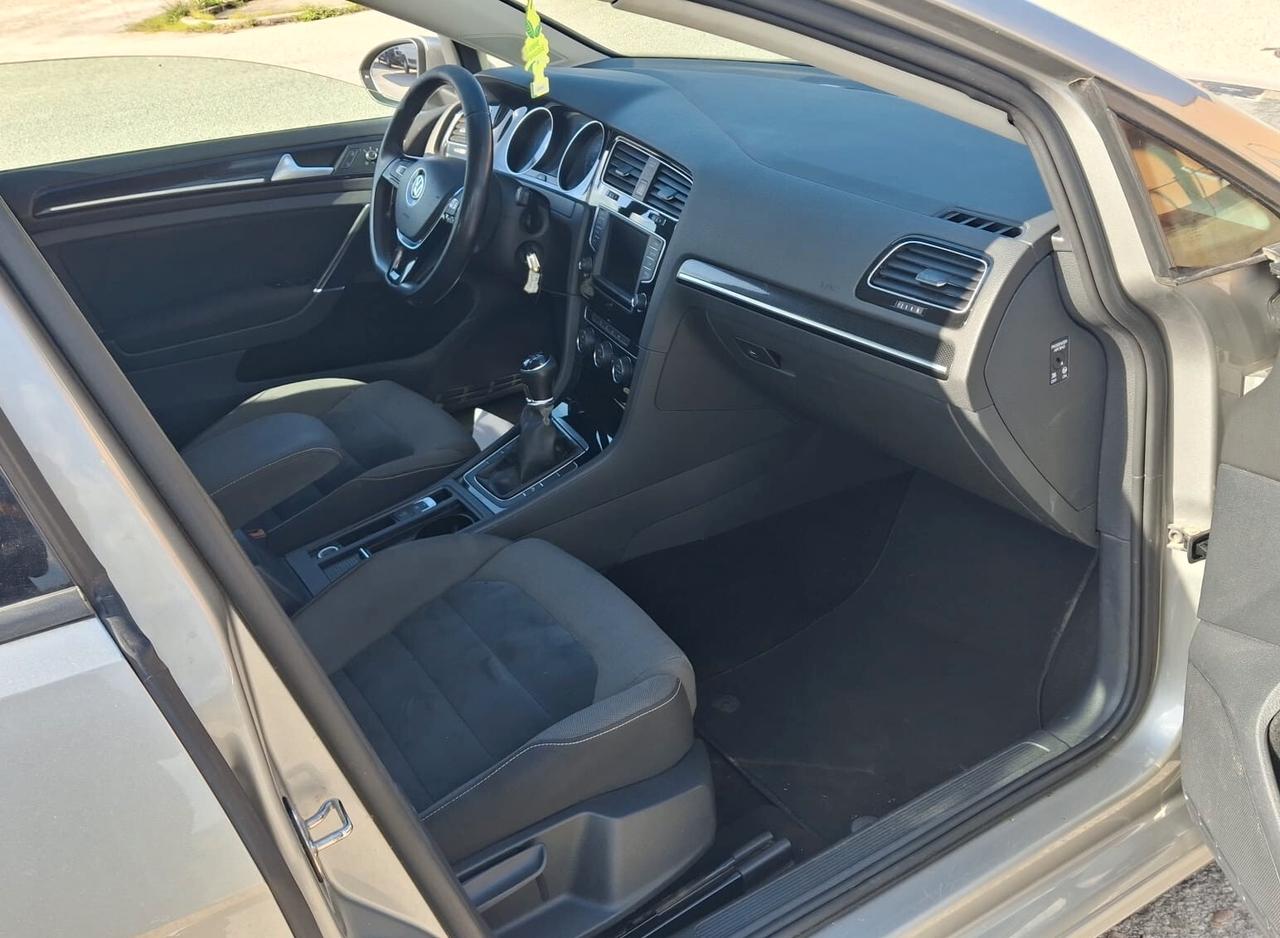 Volkswagen Golf 2.0 TDI 5p. 4MOTION Highline BlueMotion Technology