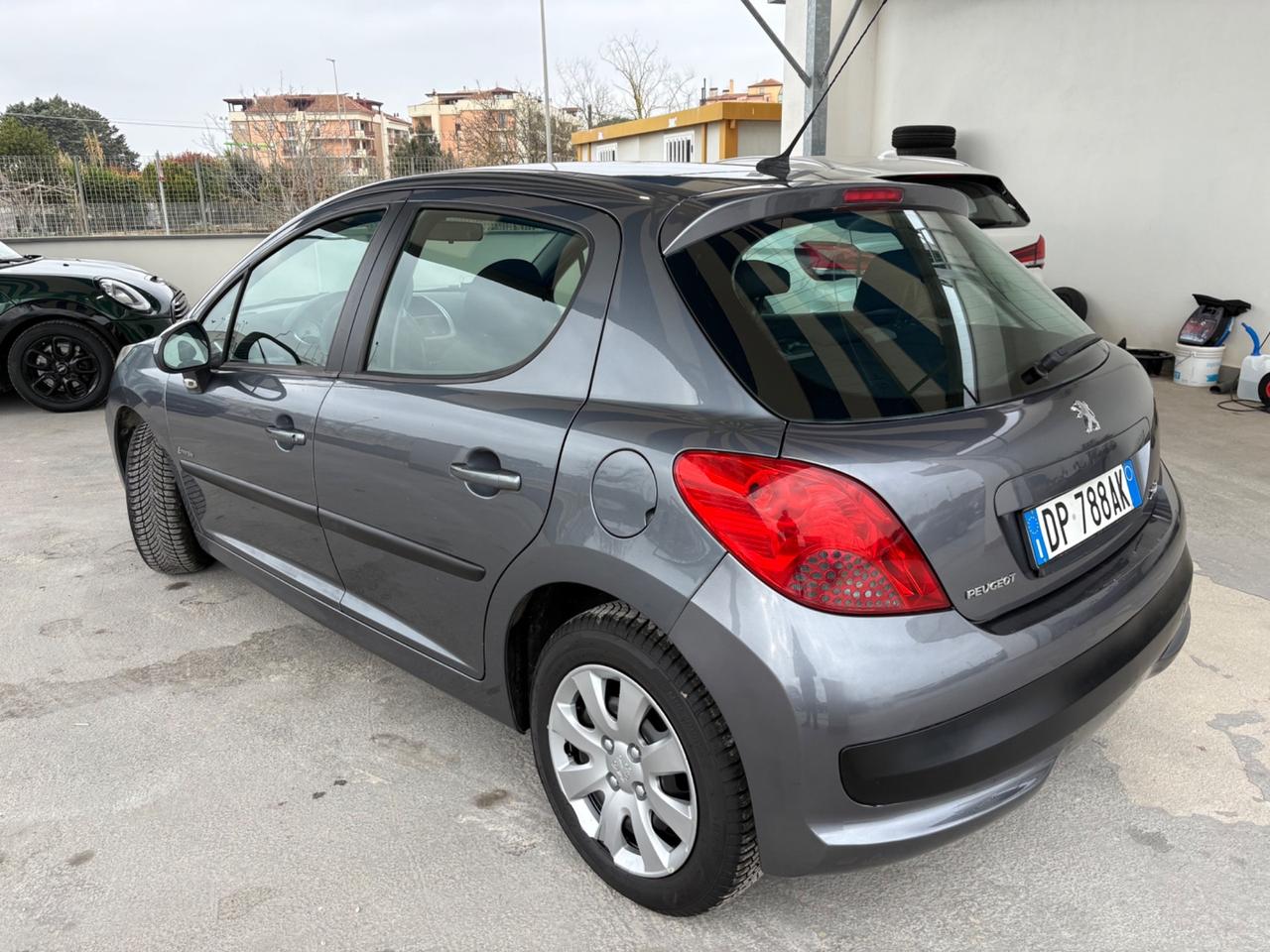 Peugeot 207 1.4 HDi 70CV 5p. Energie