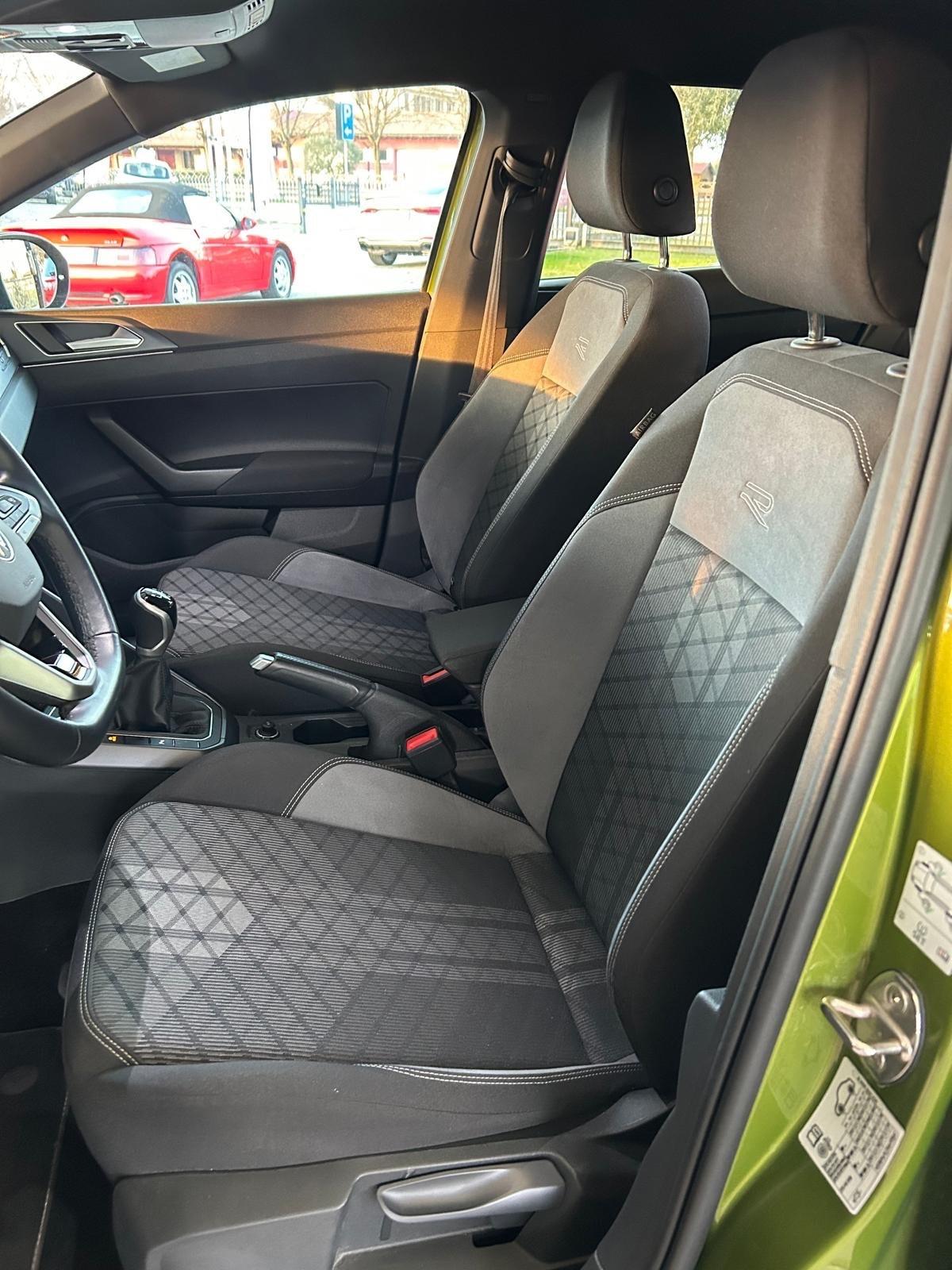 Volkswagen Taigo 1.0 TSI 115 CV R-Line