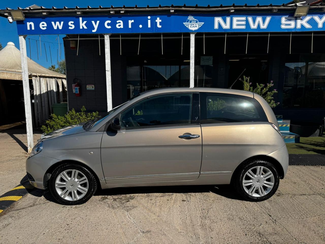 Lancia Ypsilon 1.3 MJT 75 CV Platinum