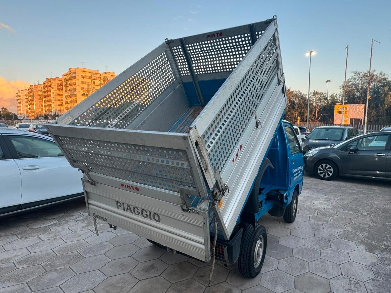 PIAGGIO QUARGO DIESEL RIBALTABILE CON SOVRASPONDE