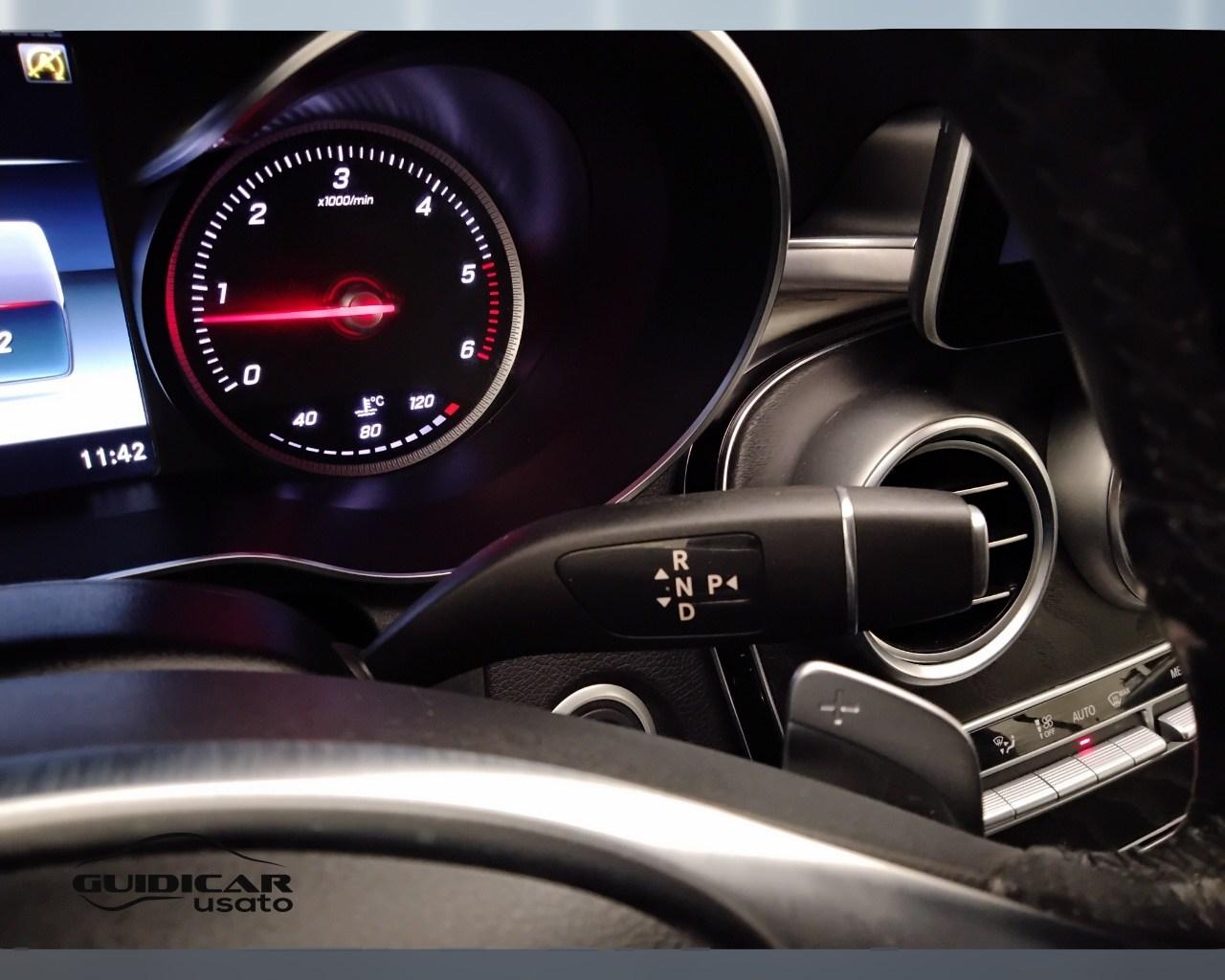 Mercedes-Benz Classe C-A205 2016 Cabrio - C Cabrio 220 d Premium auto