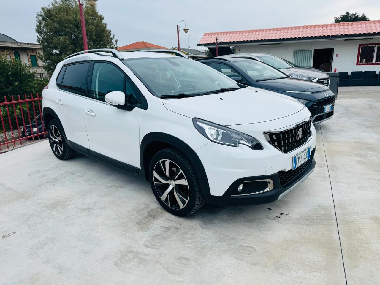 Peugeot 2008 BlueHDi 100 S&S