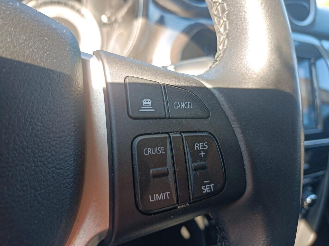 Suzuki Vitara 1.4 Hybrid Top