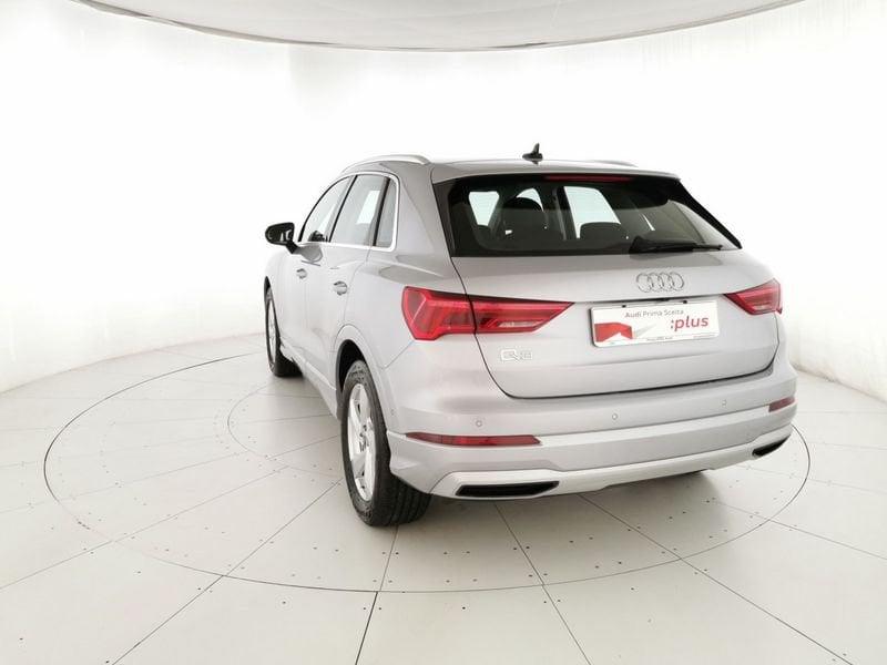 Audi Q3 35 1.5 tfsi Business Advanced