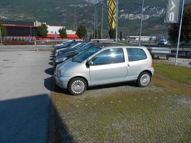 RENAULT TWINGO 1.1