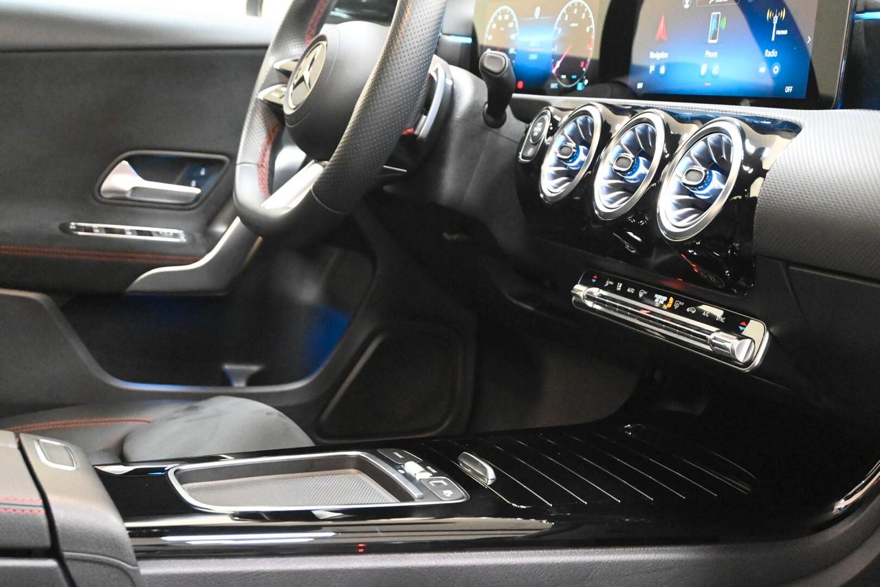 MERCEDES Classe A (V177) A 180 Automatic AM...