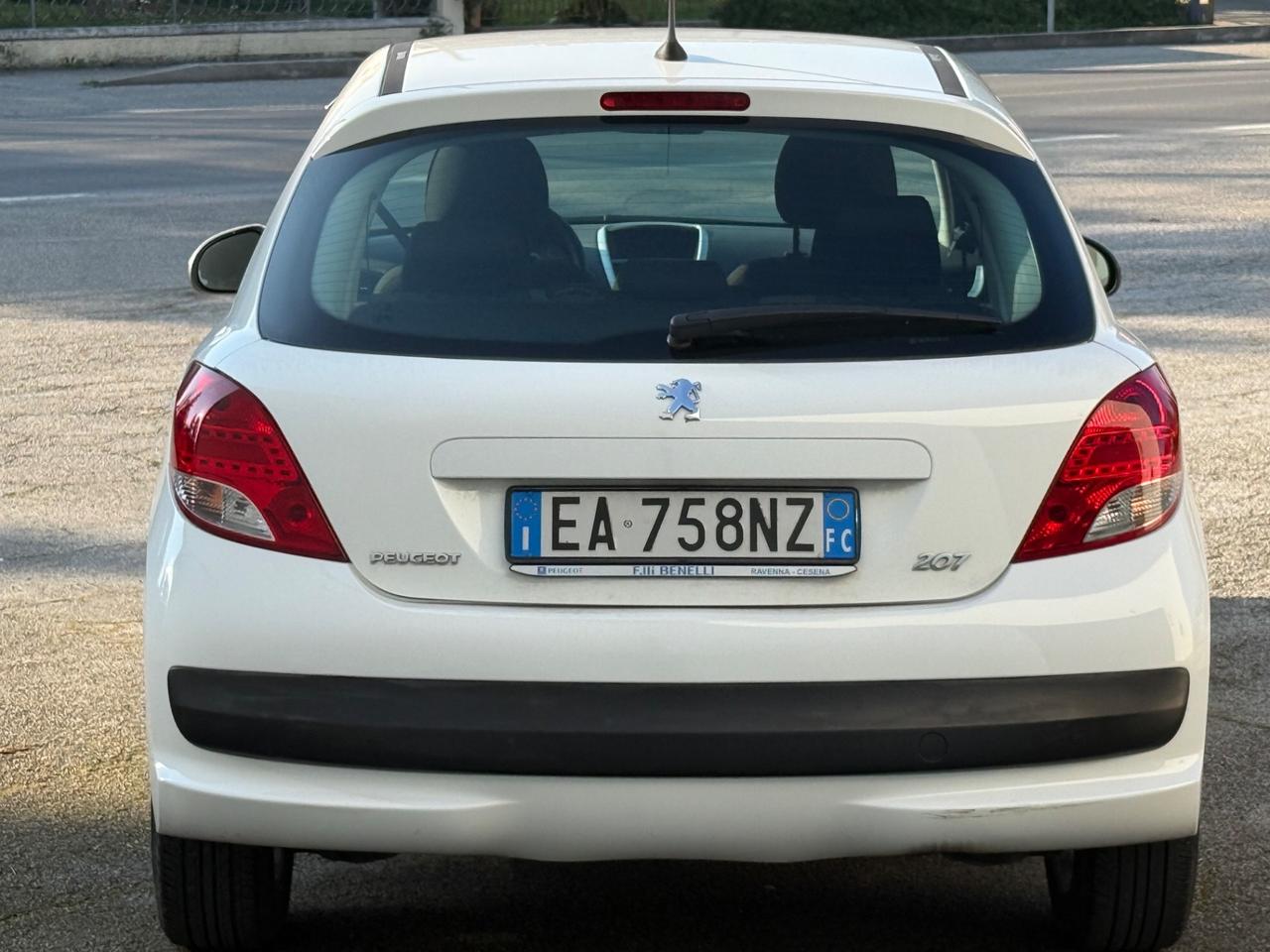 Peugeot 207 1.4 8V 75CV 5p. Energie Sport ECO GPL