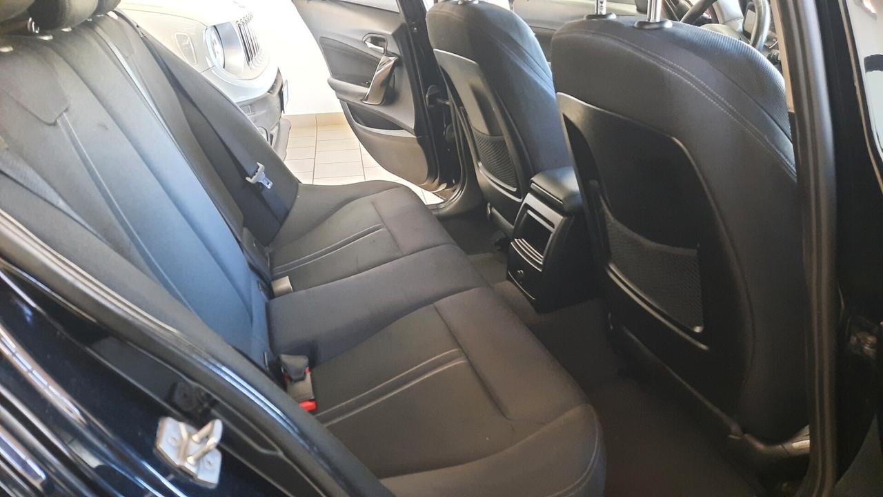 Bmw Serie 1 116d 5p. Efficient Dynamics Sport