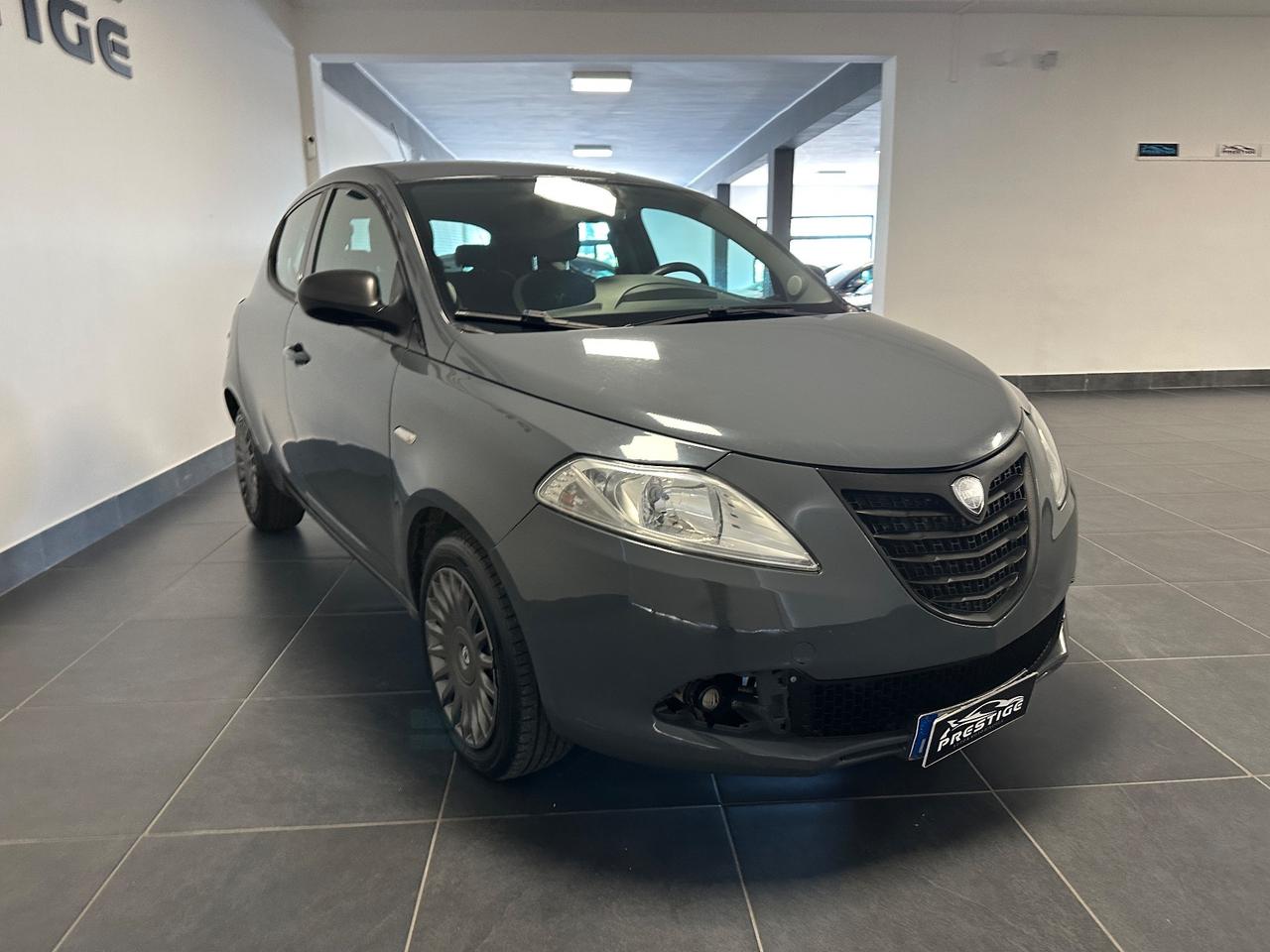 LANCIA YPSILON 1.3 MJT 95CV NEOPATENTATI