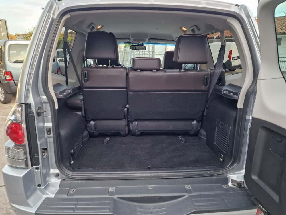 Mitsubishi Pajero 3.2 DI-D 16V 3p. Intense DPF