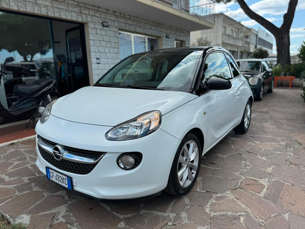 Opel Adam 1.4 87 CV GPL Tech Jam