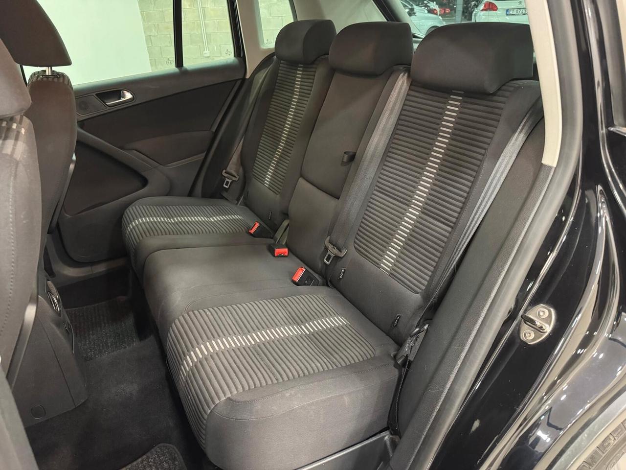 Volkswagen Tiguan 2.0 TDI DPF 4MOTION DSG Sport & Style