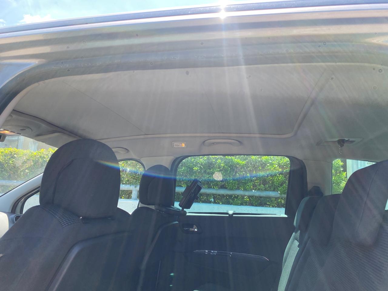 Peugeot 5008 2.0 HDi 150CV Business