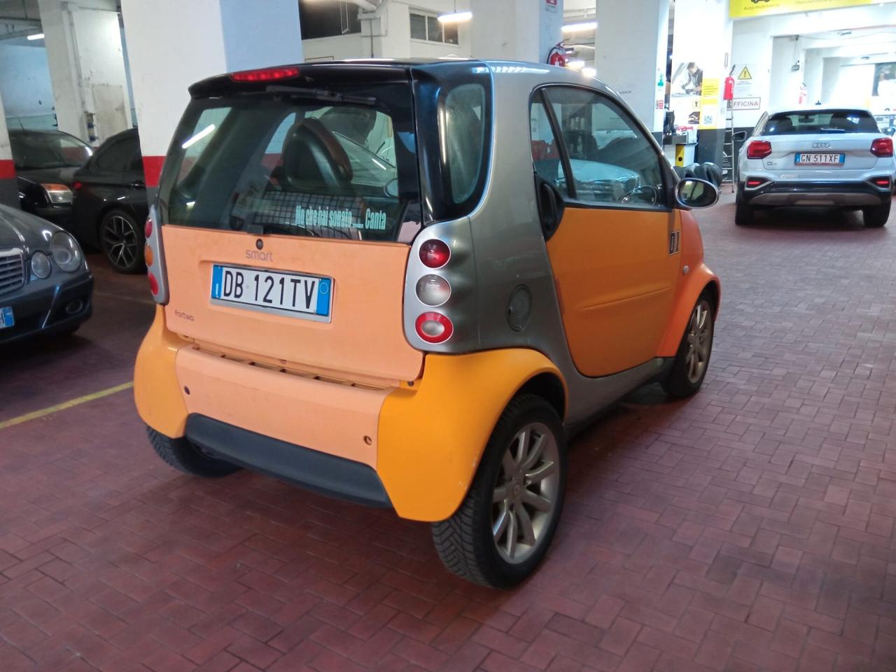 Smart ForTwo 700 coupé grandstyle (45 kW) 61V