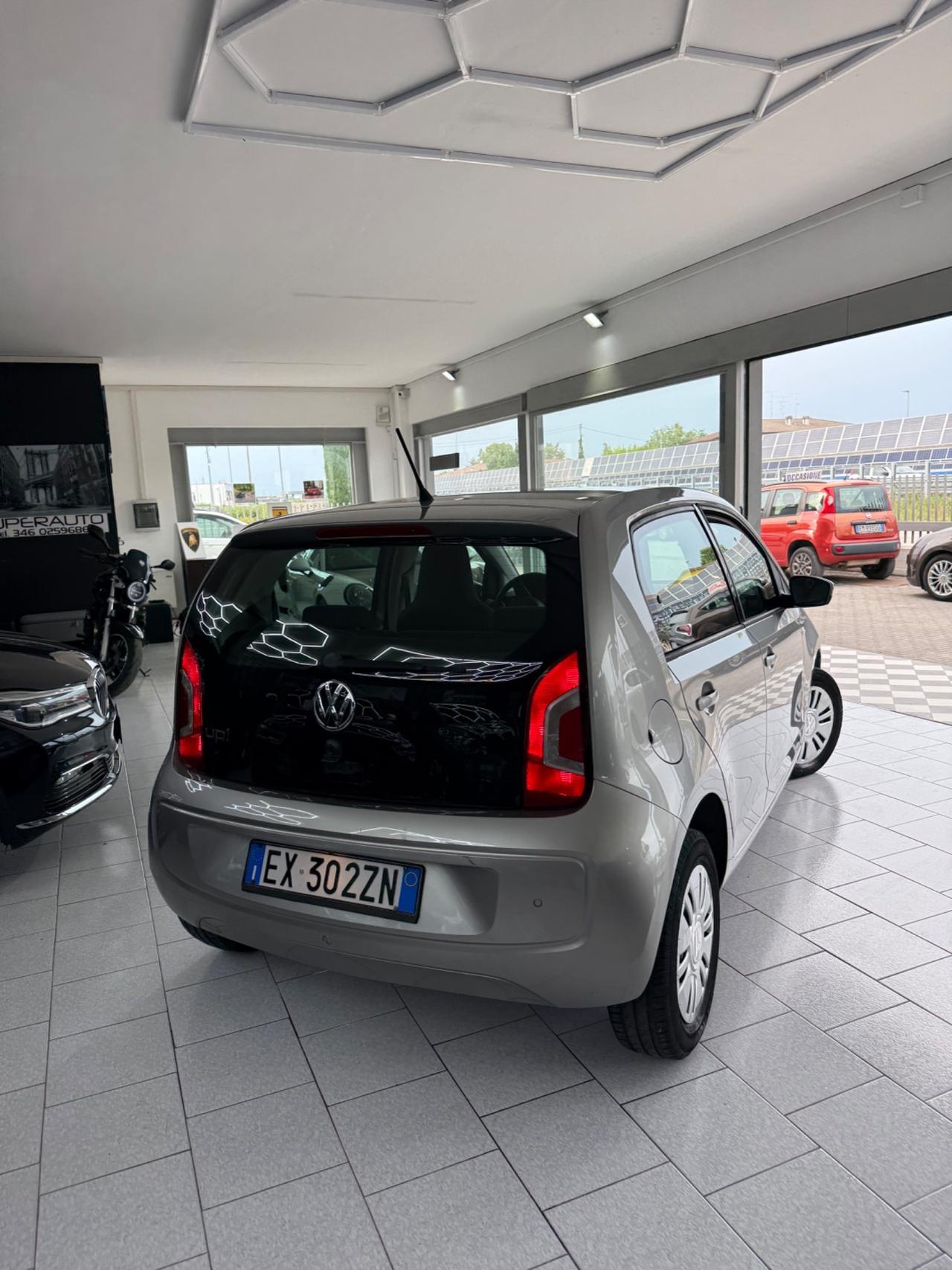 Volkswagen up! 1.0 75 CV 5p. high